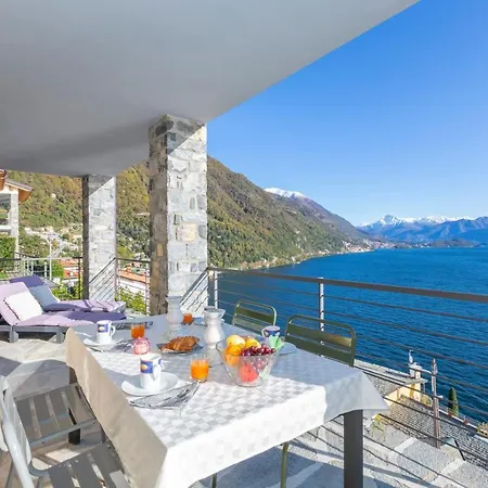 Degli Oleandri 2a 公寓